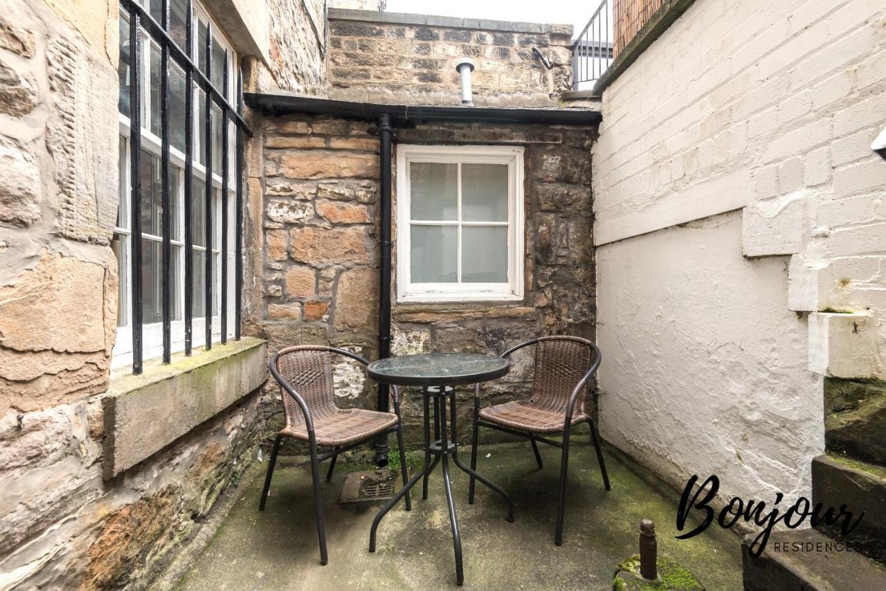 Apartment Montmartre - New Town 3br-3ba Main Door - By Bonjour Residences Edinburgh