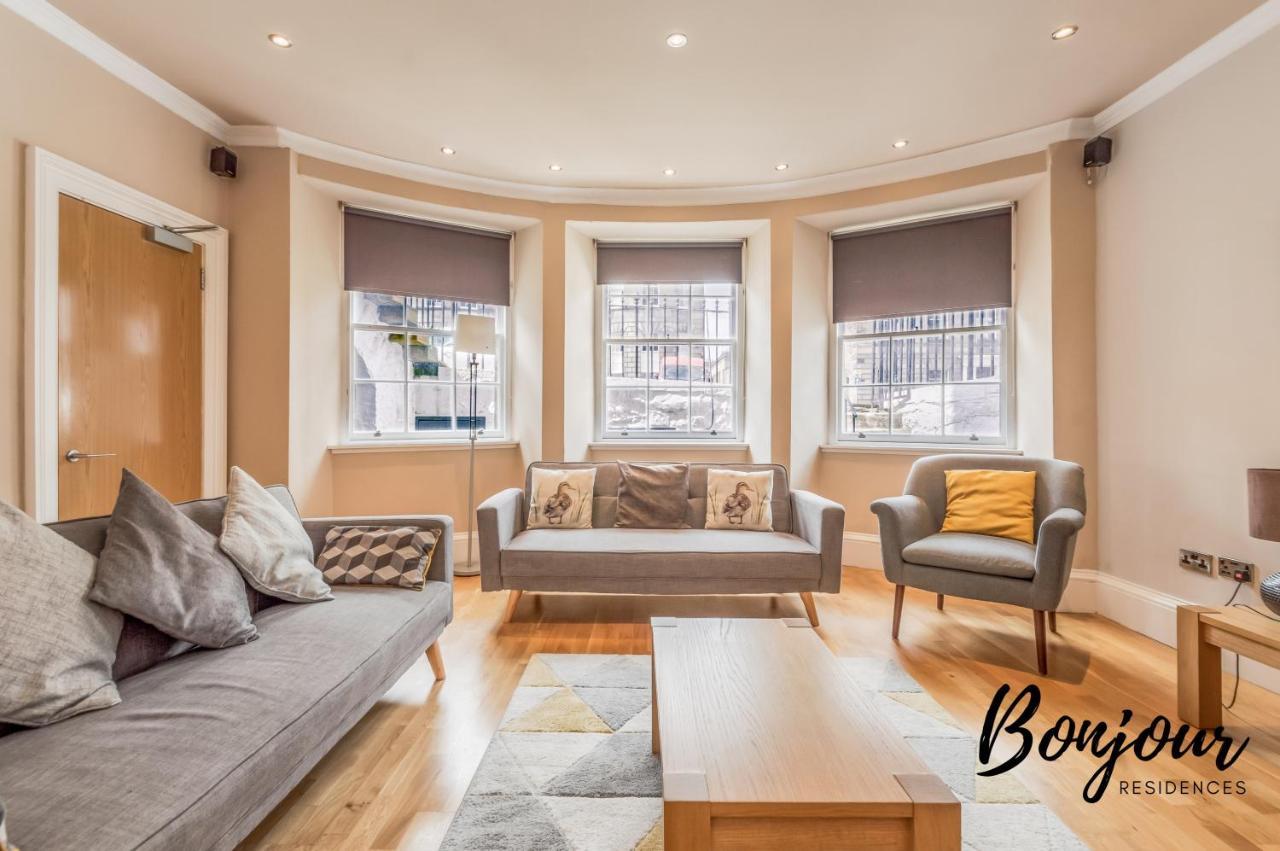 Montmartre - New Town 3br-3ba Main Door - By Bonjour Residences *