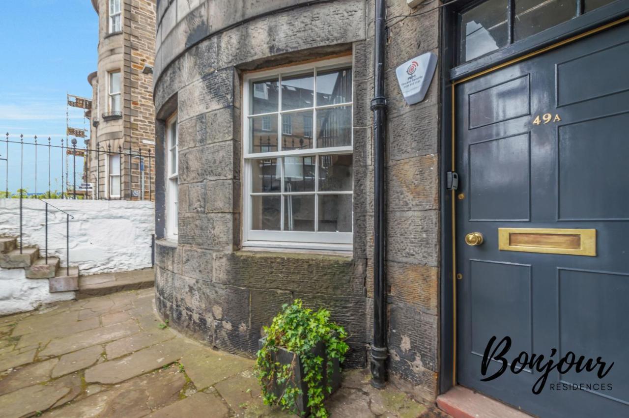 Apartment Montmartre - New Town 3br-3ba Main Door - By Bonjour Residences Edinburgh
